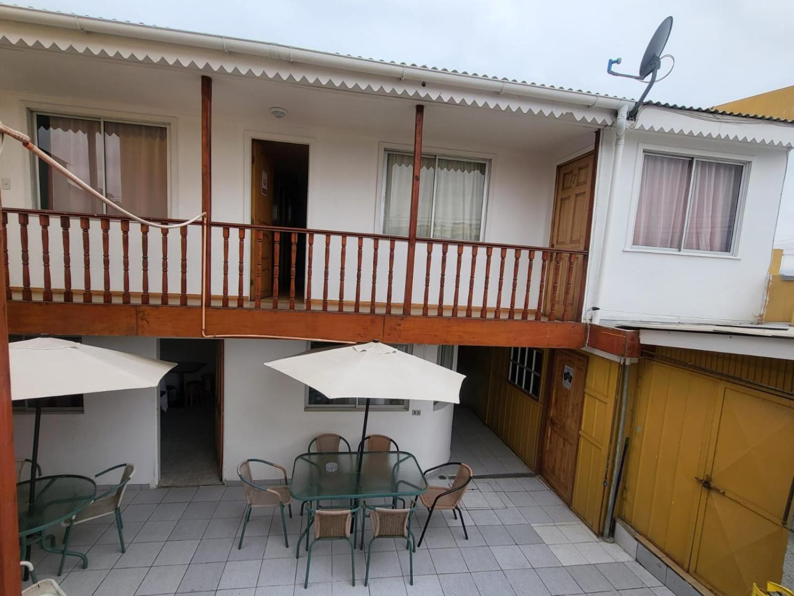 Hostal Aleja Caldera Εξωτερικό φωτογραφία